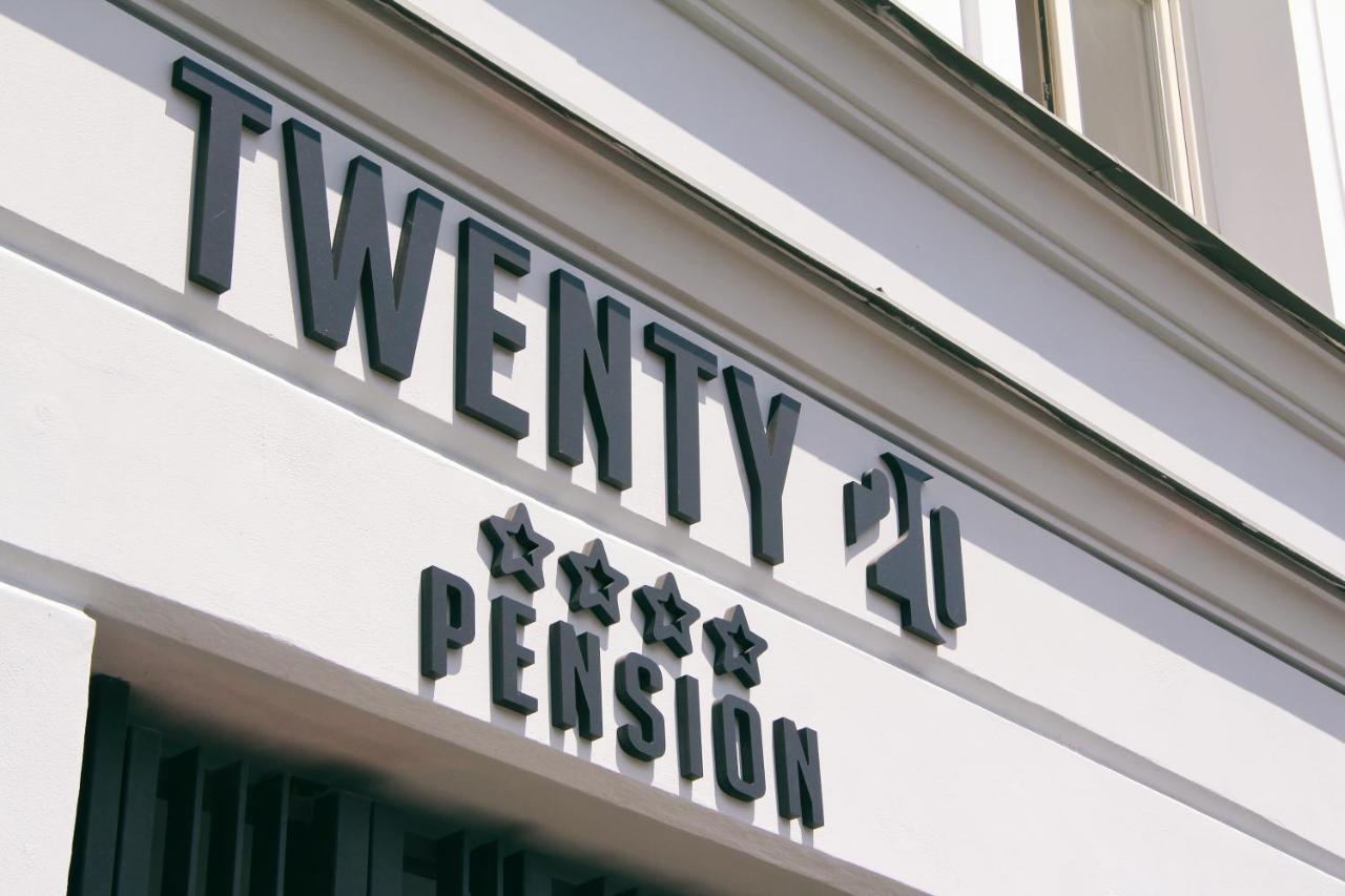 Design Pension Twenty 20 波杰布拉迪 外观 照片